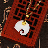 Natural Jade Green Hand-carved Lucky Elephant Pendant Agate Necklace Gift