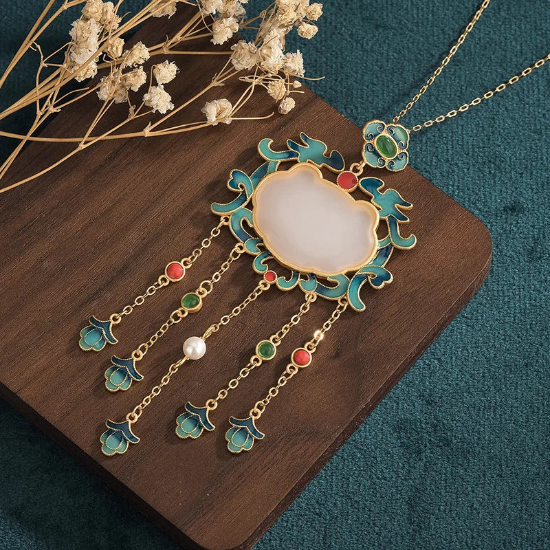 Chinese Style Palace Pendants Lady Cheongsam Tassel Jewelry with Box