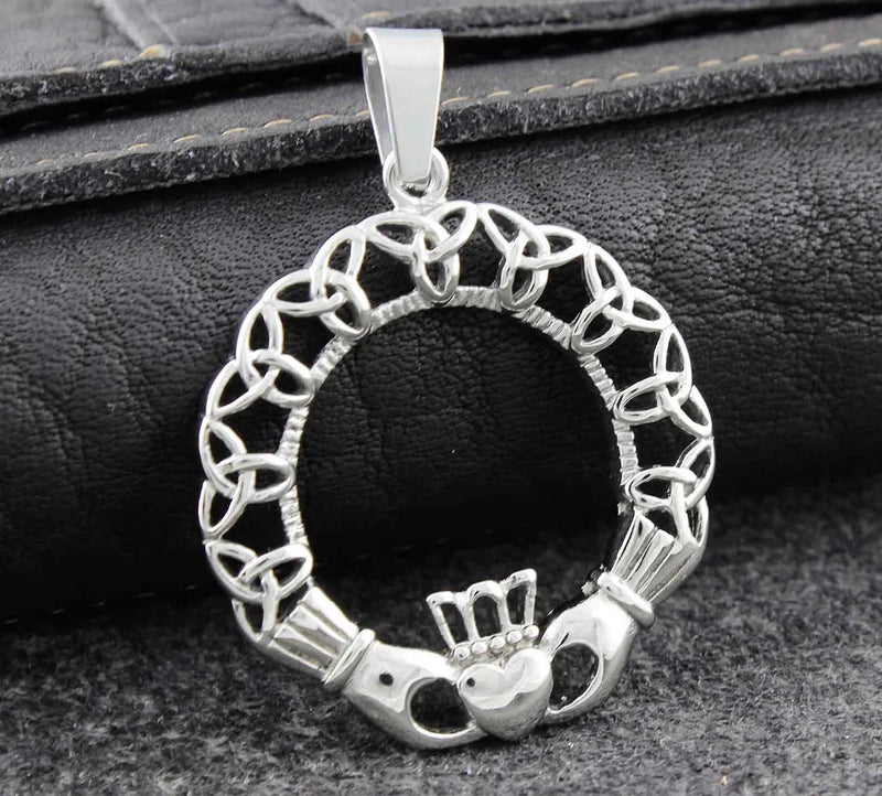 Claddagh Love Friendship Knot Pendant - Gift lpo2