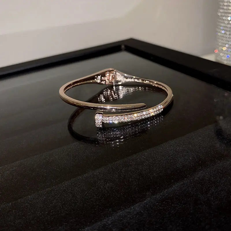 Women's Titanium Steel Diamond Bracelet - Banquet Gift