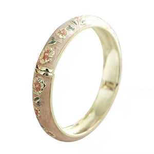 European American Two-Bracelet Oil Drip
