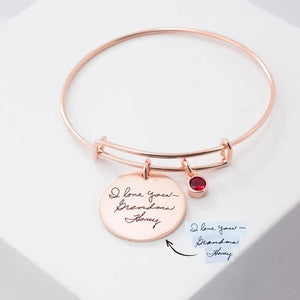 Personalized Round Pendant Bracelet with Handwritten Love Sign Engraving