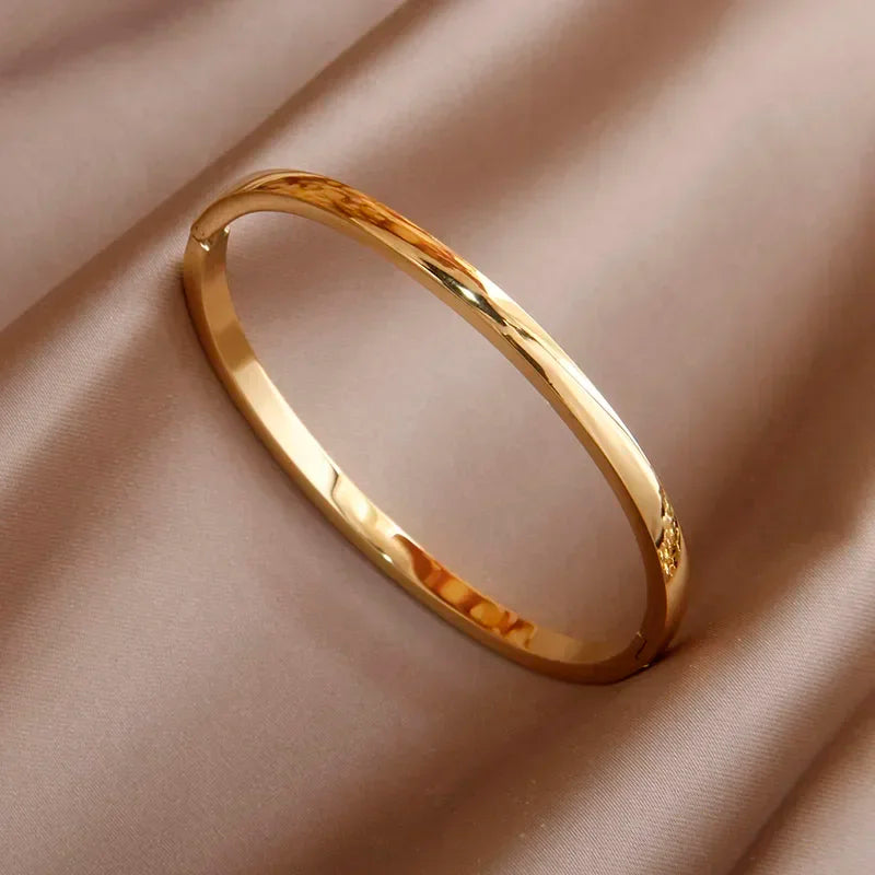 Stainless Steel Charm Bracelet Women Rust-proof Wrist Jewelry