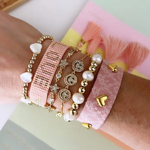 Copper Alloy Beads Elastic Bracelet with Shell Bead Embellishment
