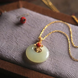 Vintage Hetian Jade Round Necklace Classic Chinese Pendant Jewelry
