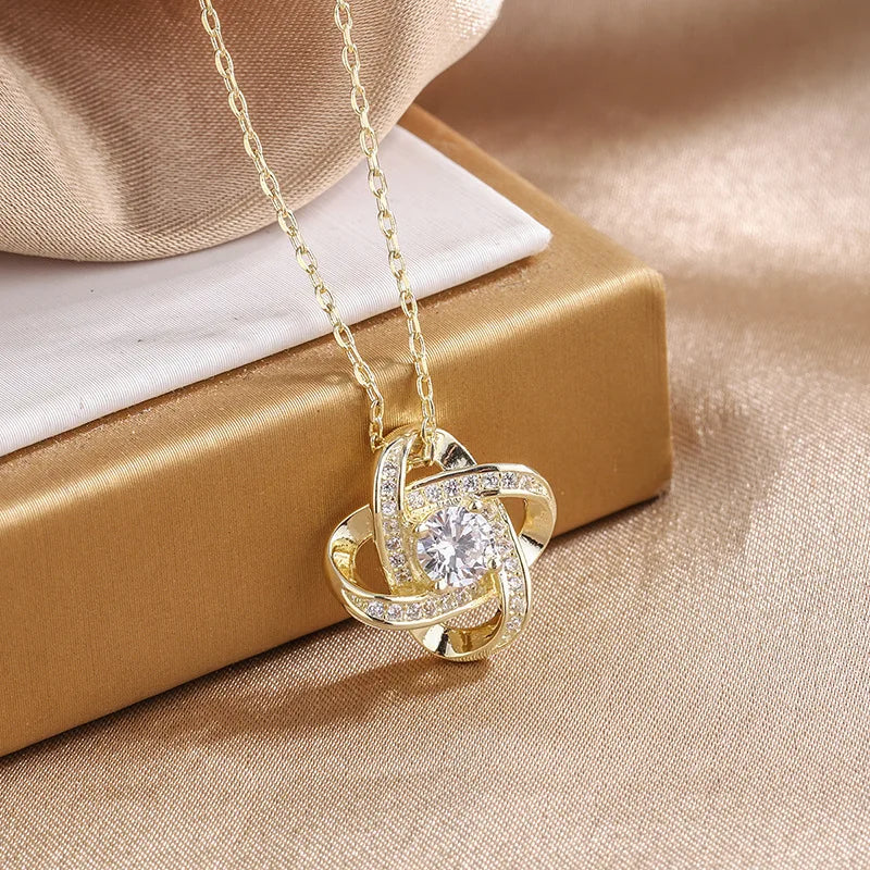 Retro Style Zircon Pendant Collarbone Chain Necklace