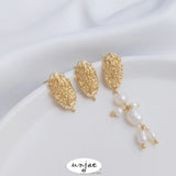 14K Covered Irregular Oval Carved Belt Earrings 925 Silver Needle