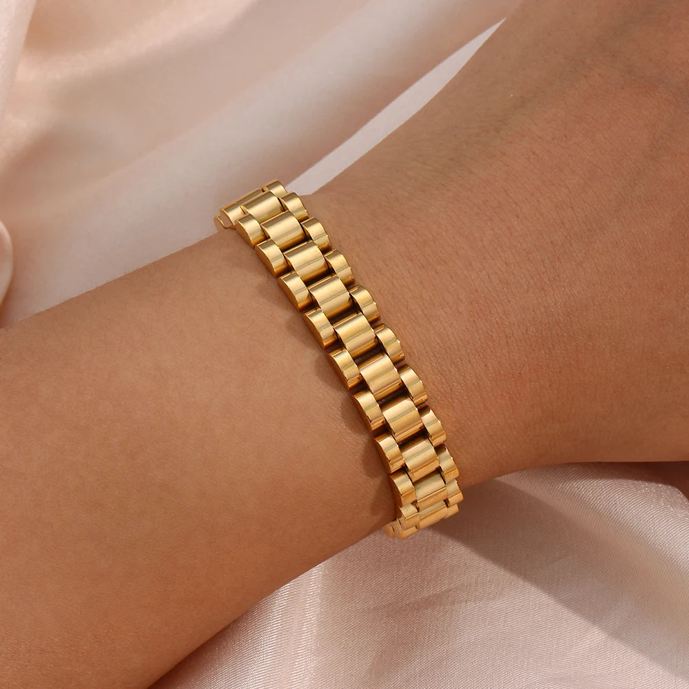 Stylish Cuban Chain Bracelet for Women