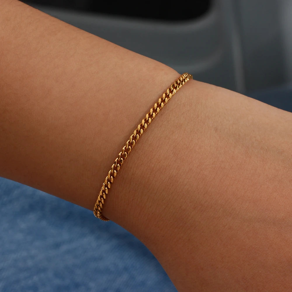 Stylish Cuban Chain Bracelet for Women