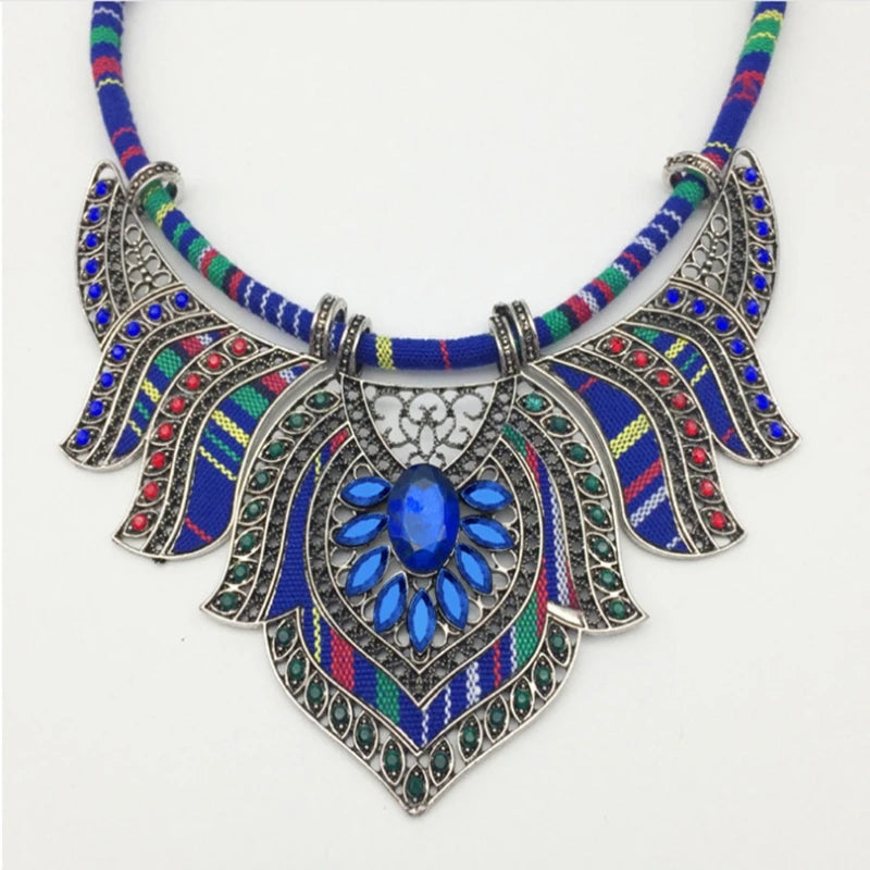Ethnic Style Chunky Colorful Bib Choker Necklace for Girlfriend