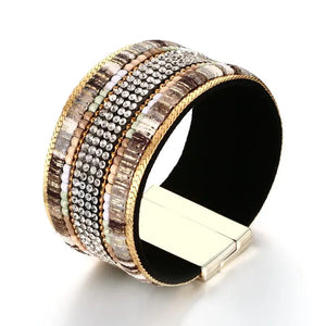 Stylish Magnetic Buckle Leather Bracelet with Rhinestones