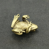Brass Frog Figurines Solid Animal Tea Pet Paperweight Desk Decor