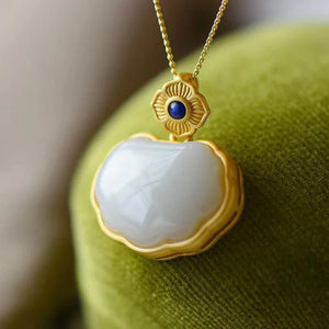 Vintage Hetian Jade Lapis Lazuli Pendant Necklace Gilt Craft Jewelry