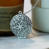 Luminous Chain Necklace Choker Pendant for Women