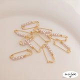 14K Paper Clip Stud Earrings Pearl Red Niche Earrings