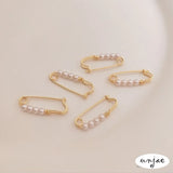 14K Paper Clip Stud Earrings Pearl Red Niche Earrings