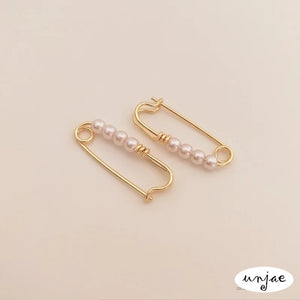 14K Paper Clip Stud Earrings Pearl Red Niche Earrings