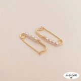 14K Paper Clip Stud Earrings Pearl Red Niche Earrings