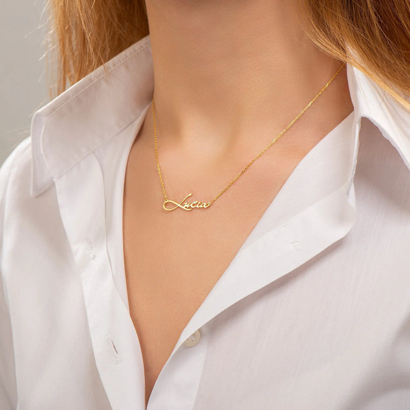 Minimalist Name Necklace, Dainty Necklace for Women, Personalized Gifts