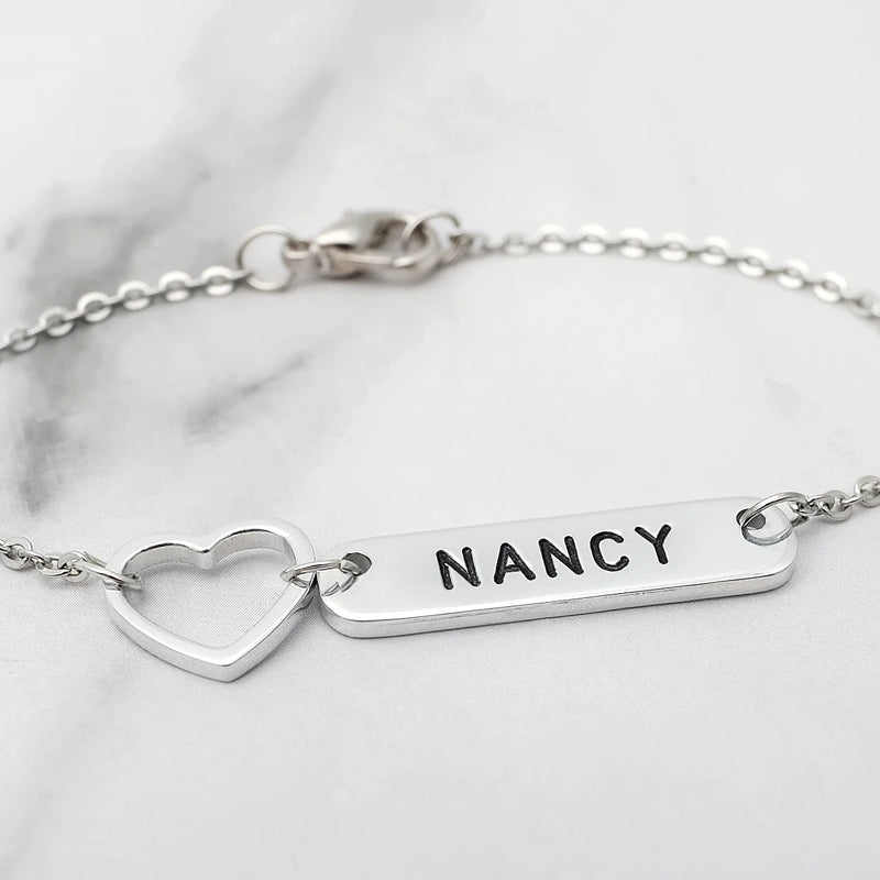 Engraved Nameplate Bar Bracelet for Women Link Chain Jewelry