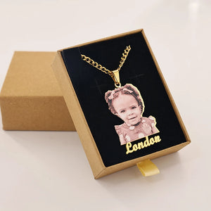 Family Picture Pendant Necklace for Christmas