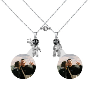 Astronaut Couple Necklace Projection Jewelry