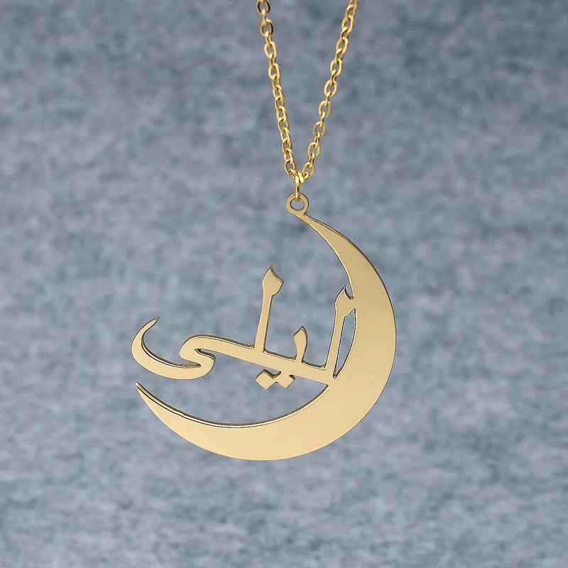 Arabic Name Necklace Personalized Moon Pendant Necklace