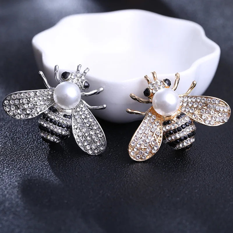 Vintage Animal Bee Brooch Pin for Women Men Insect Jewelry