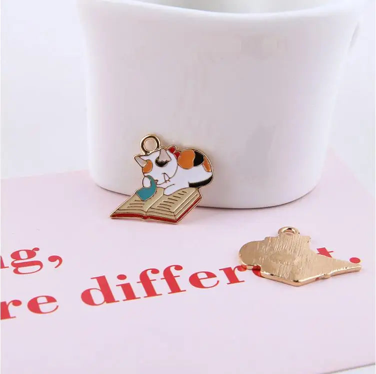 40pcs Cartoon Cat Alloy Drop Oil Charms DIY Jewelry Accessory