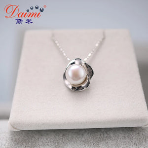 Freshwater Pearl Necklace 925 Silver Flower Pendant for Women