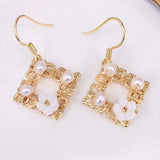 Temperament Earrings Wild Ear Hook Palace Style Retro Pearl Jewelry
