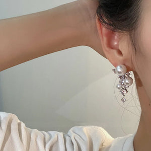 DD Pearl Earrings Women Brass Letter Earrings Diamond Stud Earrings