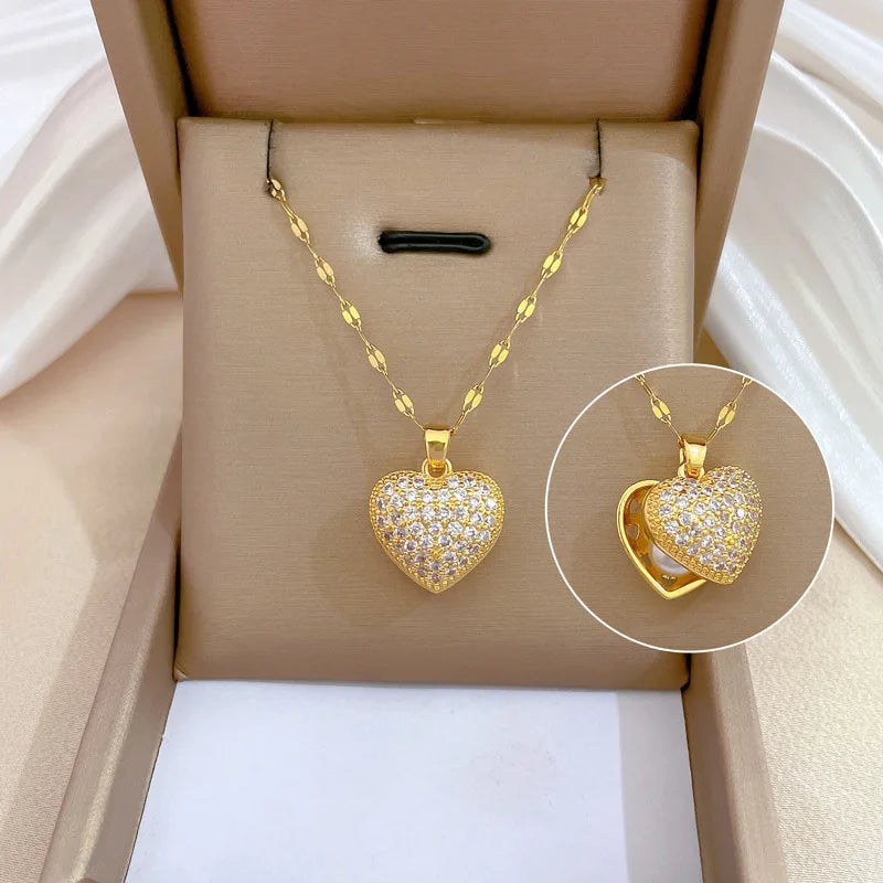 Heart Pearl Pendant Necklace for Women Choker Jewelry