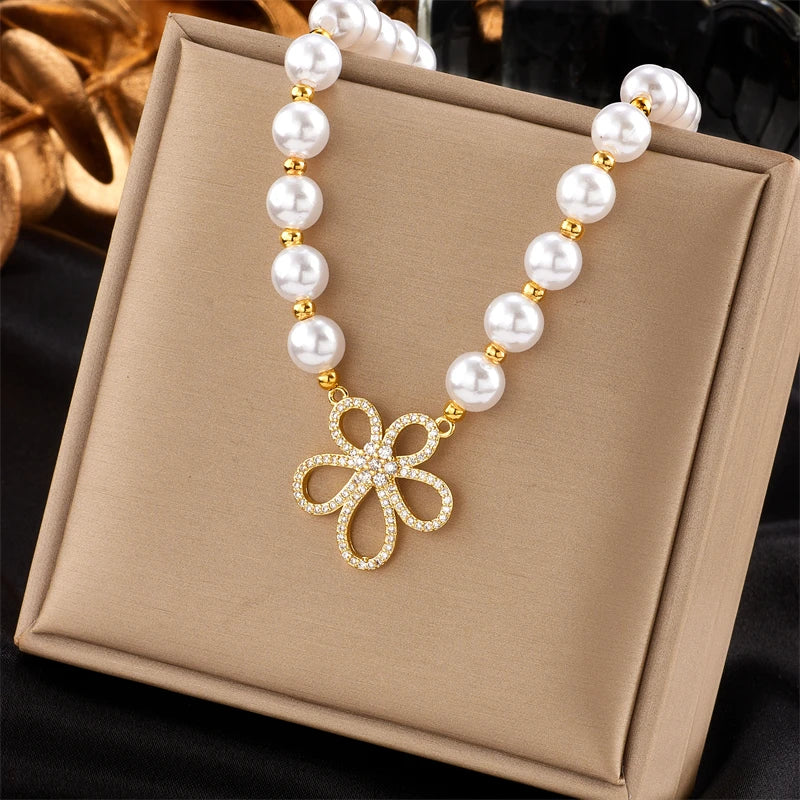 316L Stainless Steel Rhinestone Flower Pendant Necklace for Women