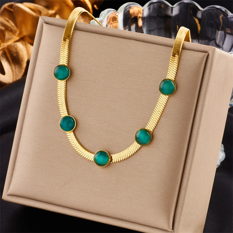 Vintage Green Stone Necklace for Women, Snake Chain Collar Jewelry