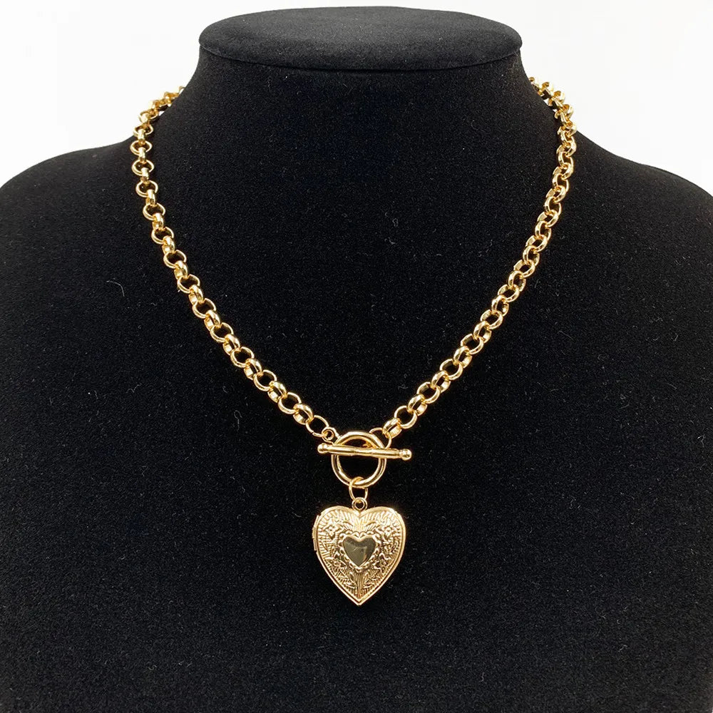 Punk Heart Pendant Necklace Vintage Geometric Chain Necklace