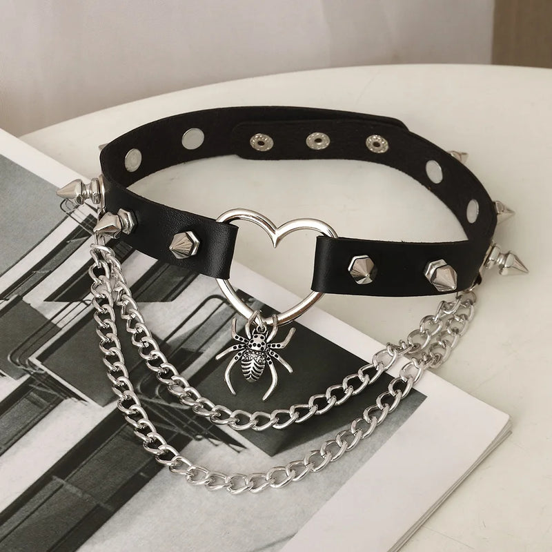 Gothic Circle Spider Heart Choker Necklace Vintage PU Leather Rivet Necklace