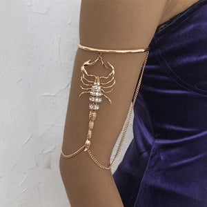 One Piece Punk Hip Hop Rhinestone Tassel Bracelet Gothic Hand Scorpion Bracelet