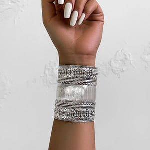 Vintage Punk Silver Carved Cuff Bangle for Women