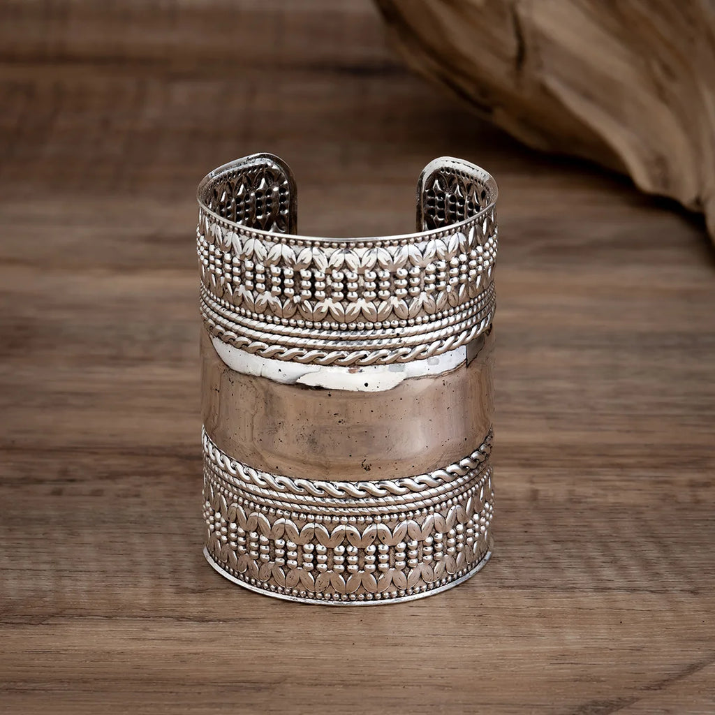 Vintage Punk Silver Carved Cuff Bangle for Women