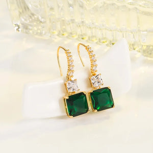 14K Yellow Gold Emerald Gemstone Earring for Women
