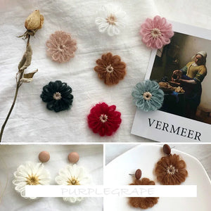 Vintage Hand-Woven Wool Flower Earrings Set