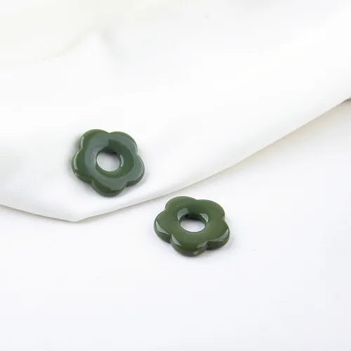 Retro 5-Petal Resin Pendant Earring & Hair Accessories DIY Kit