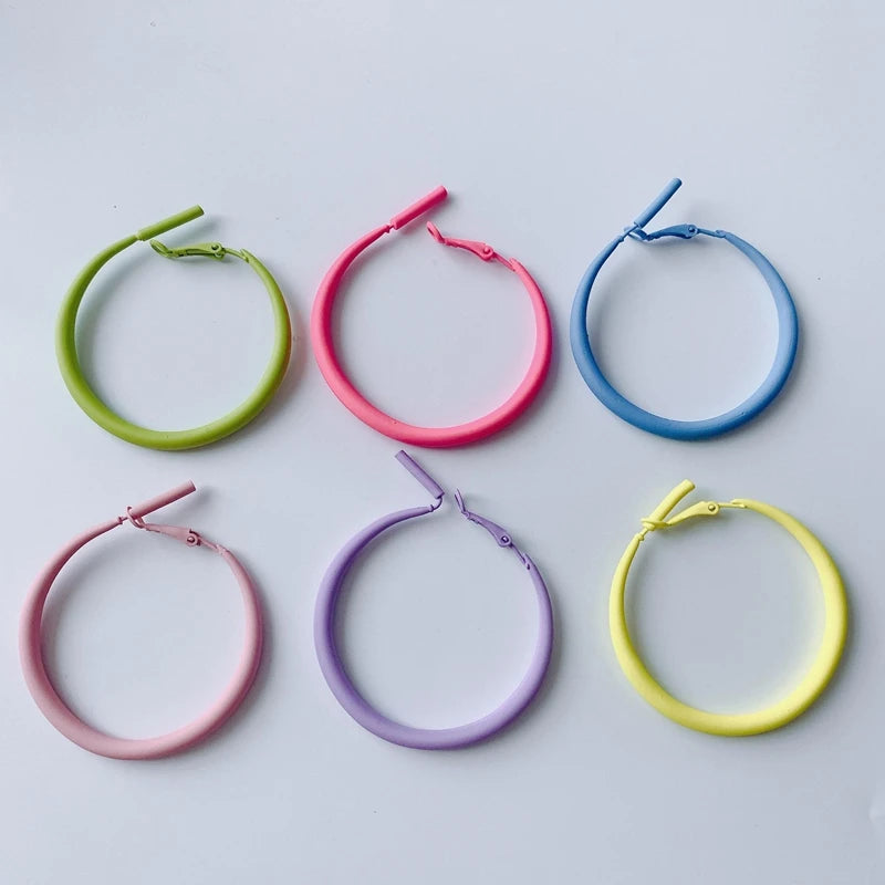 Alloy Paint Geometric Round Pendant Earrings