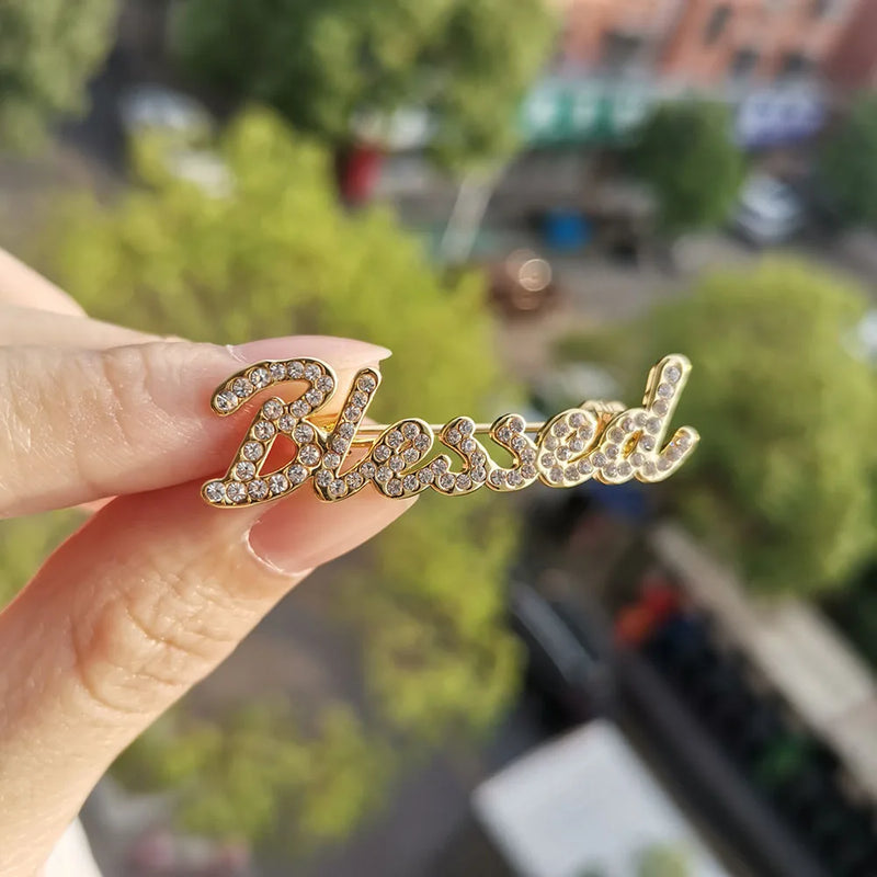DODOAI Diamond Brooch Stainless Steel Initials Lapel Pin