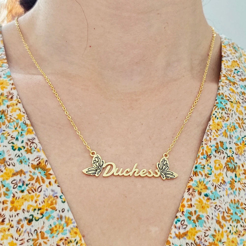 DODOAI Butterfly Name Necklace Engraved Choker Personalized Letter Jewelry