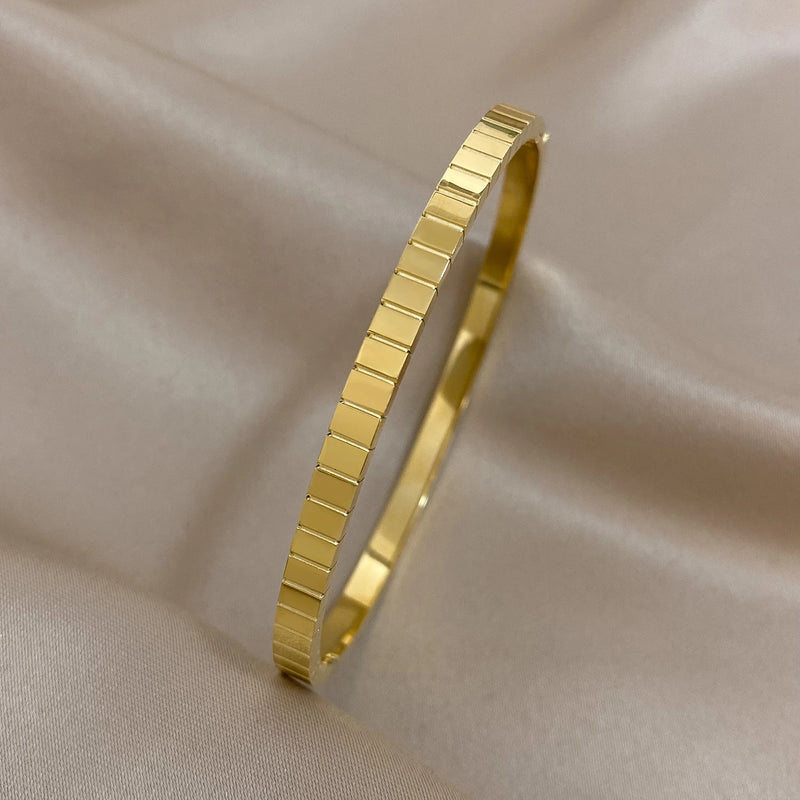 Golden Stainless Steel Bangle Bracelet Plated Cuff Vintage Classic Jewelry