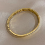 Hollow Wave Stainless Steel Bracelet Vintage Golden Waterproof Charm Bangle