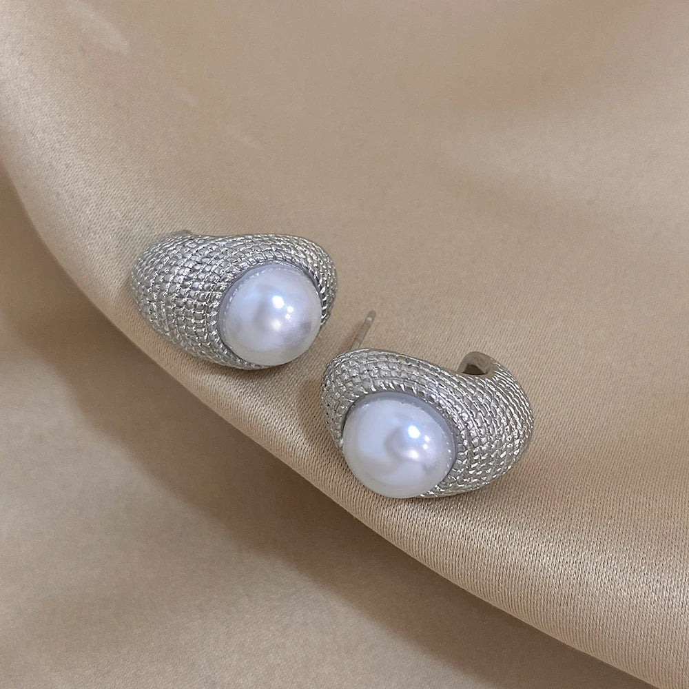 Vintage Pearl Stainless Steel Spiral Stud Earring for Women