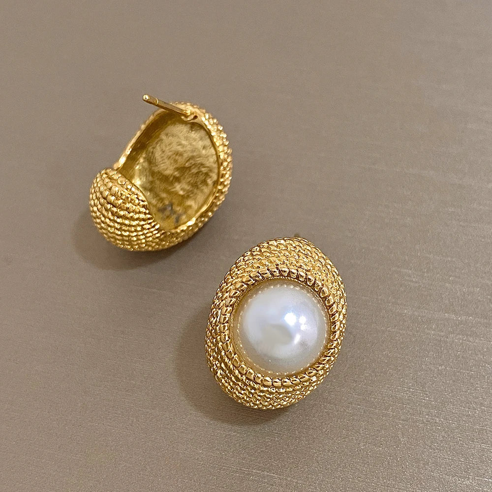Vintage Pearl Stainless Steel Spiral Stud Earring for Women